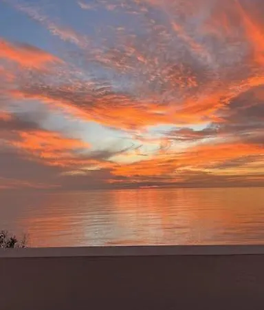 Playa Balerma شقة *